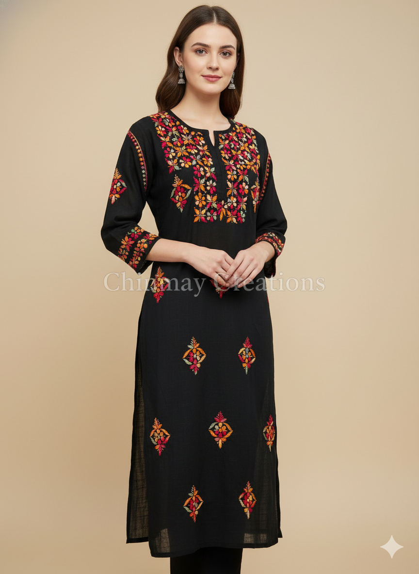 Nayra Modal Kurti
